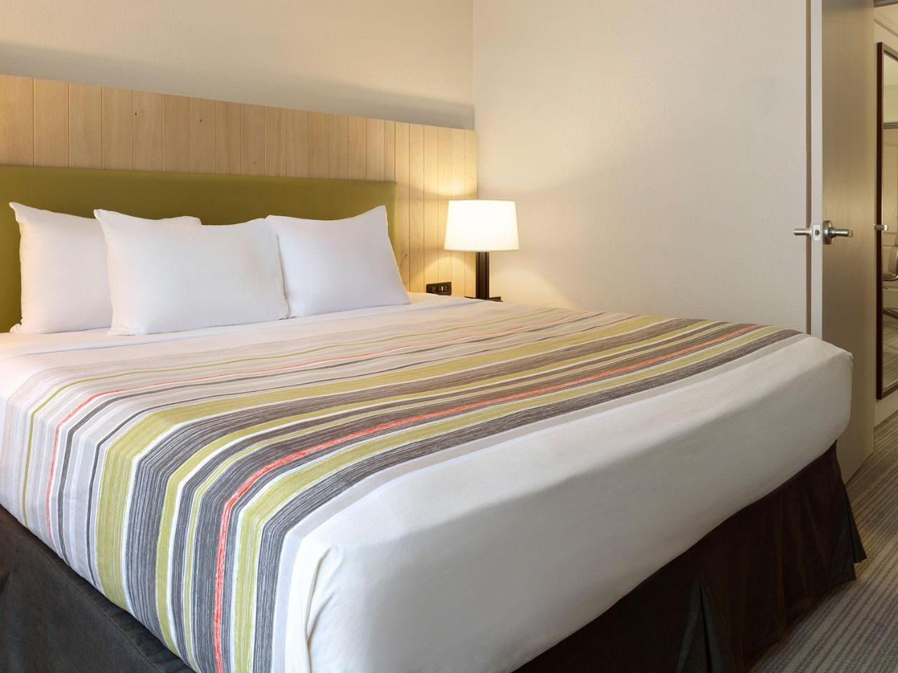 Country Inn & Suites By Radisson, Washington At Meadowlands, Pa ภายนอก รูปภาพ